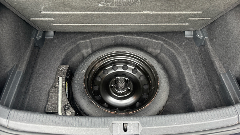 Volkswagen Golf 1.6 TDI SE [Nav] 5dr Diesel Hatchback